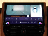 フロントビューで見通しが悪いT字路などの道でも見通し良く映し出してくれるので安心♪※あくまでも補助的な装置なので目視確認もお忘れなく!