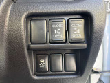 車両入庫時には外装磨きと内装クリーニングを実施しております。納車前にも実施いたしますので、綺麗に快適にお乗りいただけます。