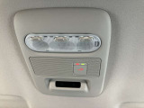 あおり運転をされても安心!緊急通報も可能、ボタンを押すだけでオペレーターにつながるSOSコール付。(別途登録費用が必要となります。)