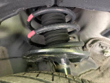 お車を安心してお乗りいただく為には、足回りの定期点検が欠かせません。サービスサポート(有償保証)では無料点検もご提供しており、安心のカーライフをお過ごしいただけるサポート体制が整っています。
