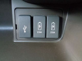 ナビ連動USB・充電USB