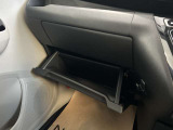 車検証などを入れるグローブボックス☆
