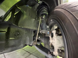 お車を安心してお乗りいただく為には、足回りの定期点検が欠かせません。サービスサポート(有償保証)では無料点検もご提供しており、安心のカーライフをお過ごしいただけるサポート体制が整っています。