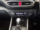 見方が分からないときは、どんなことでも中古車選びのプロであるスタッフにおたずねください。