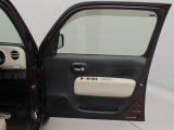 中古車は一物一価、同じようなお車でも、整備状況、外内装の状態など様々です。
