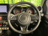 【純正革巻きステアリング】上質な革を使用することで、手にしっかり馴染みとても運転しやすいハンドルです♪