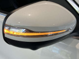 納車前整備も大きなポイントです。メルセデス・ベンツの定める厳しい基準をクリアしたお車のみご案内しております。さらにご安心して頂けるように納車整備はメーカー規定に基づき自社工場にて入念に行っております。