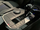 駆け抜ける歓びがキャッチフレーズのBMWですが、アイドリングストップ機能や電動パワステ等により、燃費、環境性能の向上にも貢献しています。