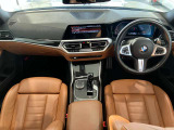 BMWの操作パネルは使いやすさを追求し日常生活で必要なボタン&スイッチを使えるようにした構造となっております。購入時から沢山触って体感してください。