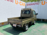 荷台作業灯も標準装備となります!