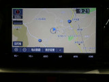 純正9インチナビを装備。タッチパネル式で使いやすく、お出かけもラクラクです。