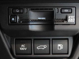 非常時やキャンプなどに役立つAC100Vコンセント付きです。ETCも装備してます。
