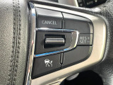 【三菱e-Assist】走行中に前方の車両等を認識し、衝突しそうな時は警報とブレーキで衝突回避と被害軽減をアシスト。より安全にドライブをお楽しみいただけます。