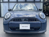 弊社在庫車両はすべて、入庫段階での客観的且つ厳正な車両チェック(第3者機関日本査定協会による査定)を実施しております。メーター改ざん車、修復歴車などは一切ございませんので、どうぞご安心くださいませ。