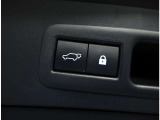 ハンズフリーパワーバックドア(挟み込み防止機能・停止位置メモリー機能付)