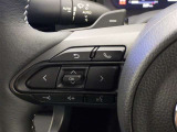 ステアリングスイッチ装備!運転しながら手元でオーディオの操作などができます。