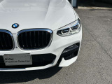 また、BMW正規認定中古車は、エマージェンシーサービスが自動付帯。24時間365日、皆様のカーライフをサポート致します。確かな安心のうえで、「駆けぬける歓び」をご堪能ください。