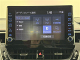 【純正9インチディスプレイオーディオ+ナビ】ナビ機能を搭載した、大画面で高い視認性を誇るディスプレイオーディオ。AppleCarPlay、AndroidAutoにも対応。