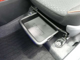 取り出しやすく、しまいやすい収納スペースが満載です。ティッシュやペットボトル等、用途に合わせた収納が可能ですので、使い方はあなた次第!