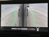 幅も大きいクルマなので、すれ違いも心配ですよね。バックカメラだけでなく、サイドカメラも装備しています。裏道のすれ違いの時なども、活躍してくれます。