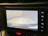 バックガイドモニターで、後方を確認しながら安心して駐車することができます。運転初心者も熟練者も必須の機能ですよ!