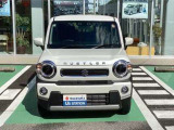ボディーカラーはホワイトパールです。