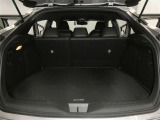 【シートアレンジ可能】ゆとりあるワイドな車内空間は、ドライブを始め買い物やレジャーなど、幅広く活躍します。一人でもみんなとでもお出かけを楽しみましょう!