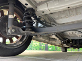 お車を安心してお乗りいただく為には、足回りの定期点検が欠かせません。サービスサポート(有償保証)では無料点検もご提供しており、安心のカーライフをお過ごしいただけるサポート体制が整っています。
