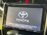 【純正ナビ】人気の純正ナビを装備しております。ナビの使いやすさはもちろん、オーディオ機能も充実!キャンプや旅行はもちろん、通勤や買い物など普段のドライブも楽しくなるはず♪
