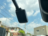 電子パーキング搭載車です。