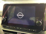 【メーカー純正ナビ】インテリアに溶け込むスタイリッシュな「専用設計」メーカーナビを装備♪視認性や操作性など基本性能にも優れ、より上質なカーライフをお楽しみいただけます。