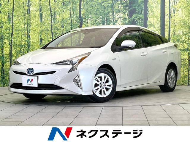 トヨタ プリウス 