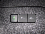 E-CONを使えば、ボタンひとつで燃費向上!エコ運転をサポートしてくれるから、日々のドライブがもっと経済的&環境にやさしくなります