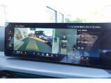 リヤビューカメラとセンサー、パーキングアシストによりスムーズにパーキングをサポートします。