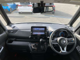 左右に視界が広く、見通しが良いので楽々運転することができます!