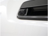 バックカメラが付いているので後方確認が非常にしやすいです。今や運転初心者も熟練者も必須装備!ついていて損はないですね♪