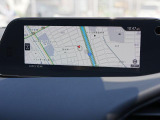 マツダコネクトの8.8インチワイドセンターディスプレイです。『Android Auto』『Apple CarPlay』や独自のコネクテッドサービスに対応したインターフェイスシステムです。