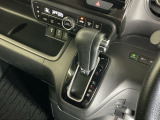 発進時から滑らかに加速する無段階変速のCVTはストップ&ゴーの多い街の中も快適です