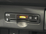 【ETC】高速道路の料金所をストレスなく通過!話題のスポットやサービスエリアに多い「スマートIC」利用時は必須のアイテムです。当店でセットアップを実施、ご納車当日からすぐにご利用いただけます!