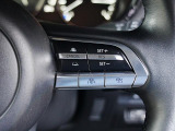 前走車両の速度に合せて、自車の速度を調整できる「MRCC(マツダレーダークルーズコントロール)」を装備しています。