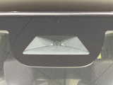 【ホンダセンシング】走行中に前方の車両等を認識し、衝突しそうな時は警報とブレーキで衝突回避と被害軽減をアシスト。より安全にドライブをお楽しみいただけます。
