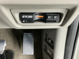 ETC2.0装備車です。高速道路の渋滞情報や静止画像提供などをナビとリンクして画面でお知らせします。また、高速道路の一時退出対象インターでは料金据え置きで一時退出もできます