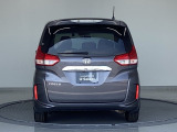 現車を確認できる方へ販売いたします。当社サービススタッフにて純正部品を使い点検整備を実施し、その後、ご納車させていただきますのでご安心してご利用いただけます。