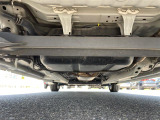 【下回り】目立つ錆や腐食もなくきれいな状態です!もちろん納車前には法定点検を実施致します!//