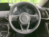 【純正革巻きステアリング】上質な革を使用することで、手にしっかり馴染みとても運転しやすいハンドルです♪