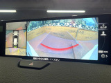 【360&deg;ビューモニター】専用のカメラにより、上から見下ろしたような視点で360度クルマの周囲を確認することができます☆死角部分も確認しやすく、狭い場所での切り返しや駐車もスムーズに行えます。