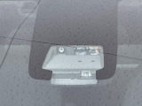【トヨタセーフティセンス】走行中に前方の車両等を認識し、衝突しそうな時は警報とブレーキで衝突回避と被害軽減をアシスト。より安全にドライブをお楽しみいただけます。