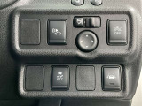 運転席スイッチ部 人気装備の両側オートスライドドア付きで、とっても便利です!!