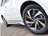 【車屋】として、長く車業界に従事した経験豊富なスタッフが在籍しております。