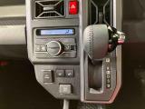 納車前にはプロのメカニックが、各部の点検を行います。ディーラーにしか出来ない品質、そしてサービスできっと満足していただけると思います!